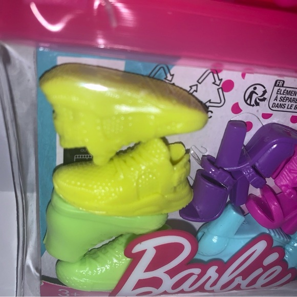 Mattel Barbie Fashion Clothes Or Accessories Ken Or Barbie Brand New You Choose - Picture 5 of 13